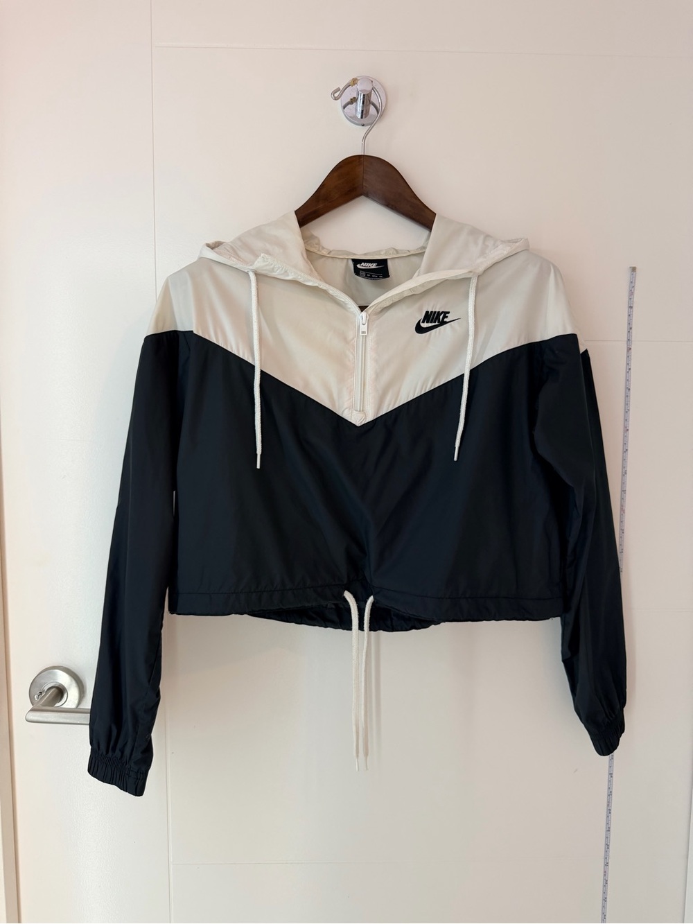 Nike Black and White Cropped Hooded Windbreaker Jacket